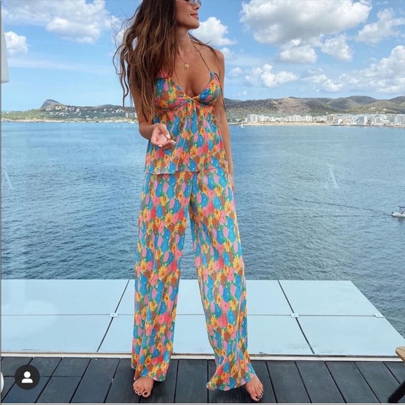 NWT BLOGGER FAVORITE ZARA SET - Picture 3 of 13